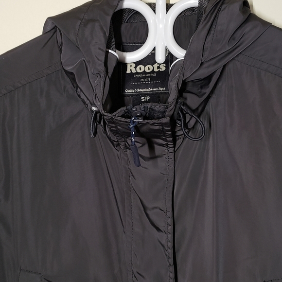 Roots Jacket - Picture 9 of 9